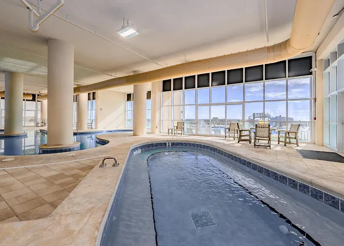 Phoenix Gulf Towers 1607 Apartment